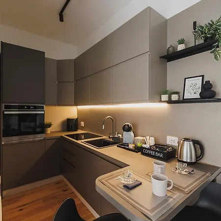 Apartment Maison Melo - Exclusive Downtown Center *