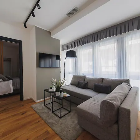 Maison Melo - Exclusive Downtown Center Apartment *