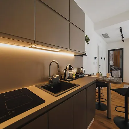 Maison Melo - Exclusive Downtown Center Apartment Bari
